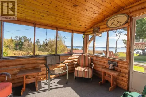 202 Lakeshore Drive Vermilion Bay ON P0V 2V0