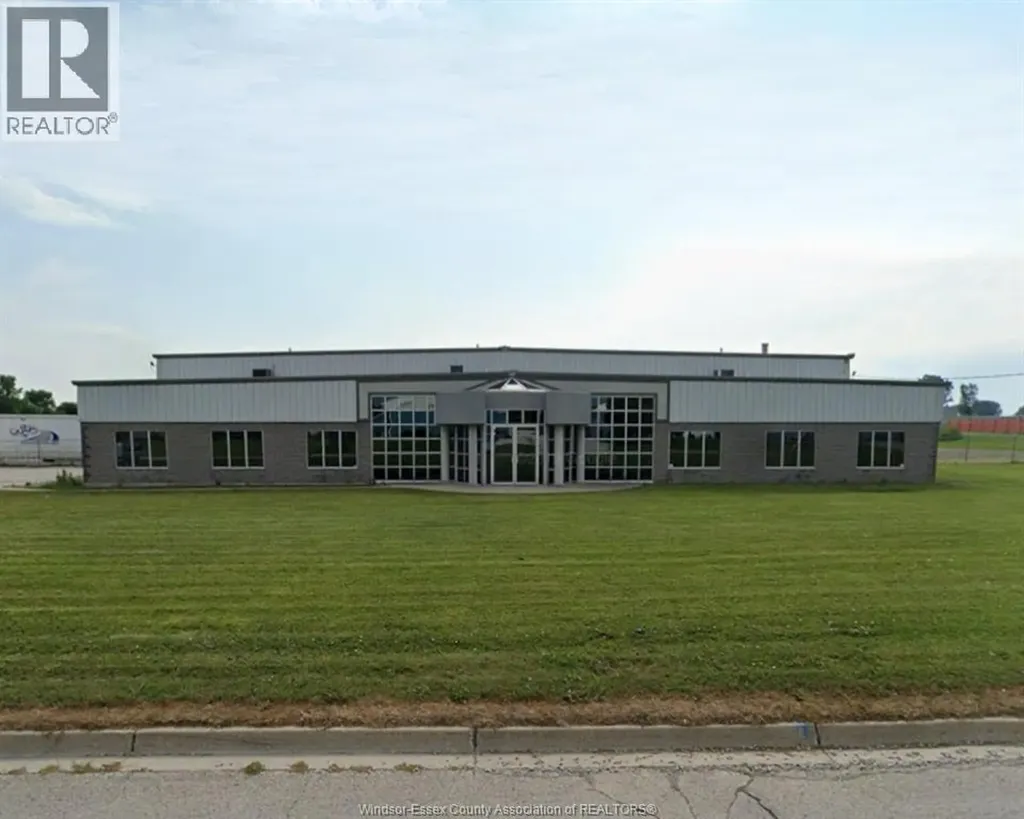 775 Gillard Street Wallaceburg ON N8A 5G7