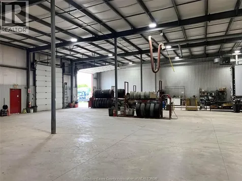 775 Gillard Street Wallaceburg ON N8A 5G7