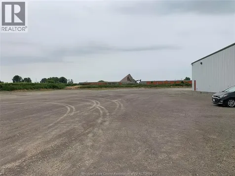 775 Gillard Street Wallaceburg ON N8A 5G7