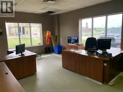 775 Gillard Street Wallaceburg ON N8A 5G7