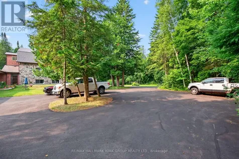 245 Davis Drive Uxbridge ON L4A 7X4