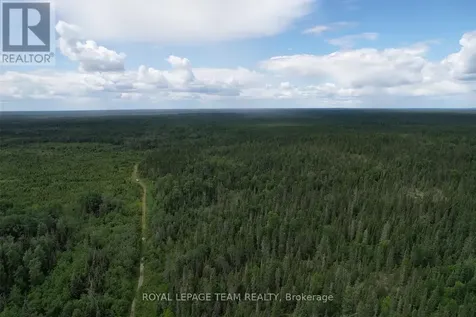 00 Berlinghoff Road Iroquois Falls ON P0K 1E0