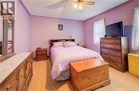 254 Wellington Street West Mount Forest ON N0G 2L0