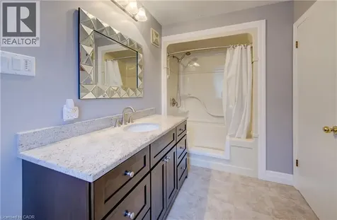 254 Wellington Street West Mount Forest ON N0G 2L0