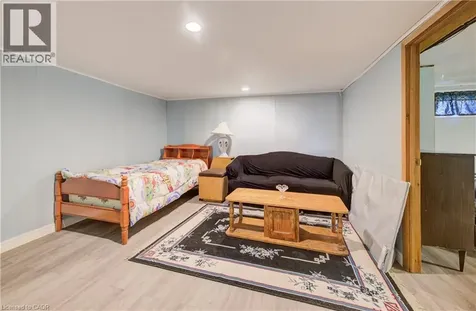 254 Wellington Street West Mount Forest ON N0G 2L0