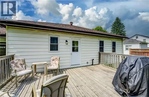 254 Wellington Street West Mount Forest ON N0G 2L0