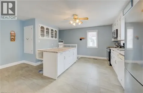 254 Wellington Street West Mount Forest ON N0G 2L0