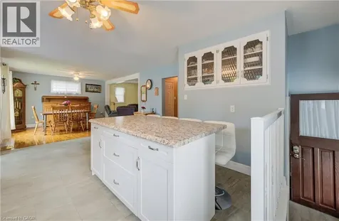 254 Wellington Street West Mount Forest ON N0G 2L0