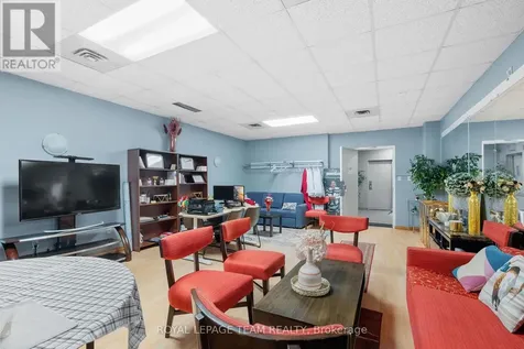 450 Rideau Street Ottawa ON K1N 5Z4