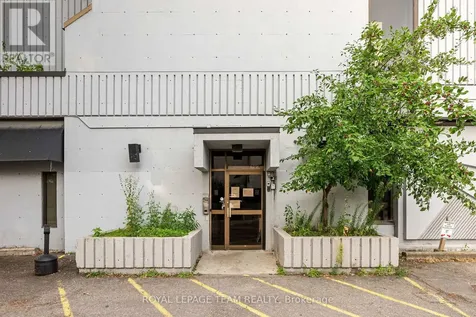 450 Rideau Street Ottawa ON K1N 5Z4