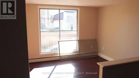 204 Bruyere Street Ottawa ON K1N 5E3