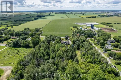 8 Khymer Court North Ottawa ON K2R 1G2