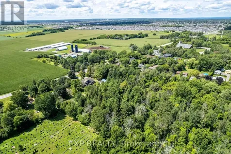 5486 Old Richmond Road Road West Ottawa ON K2R 1E4