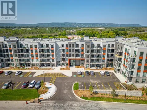 4 Kimberly Lane Collingwood ON L9Y 5B4