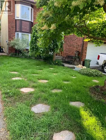 152 Twyford Street Ottawa ON K1V 0V7