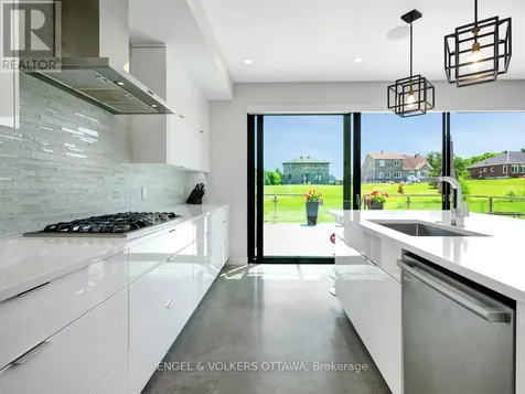 46 Forest Hill Road South Stormont ON K0C 1P0