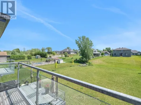 46 Forest Hill Road South Stormont ON K0C 1P0