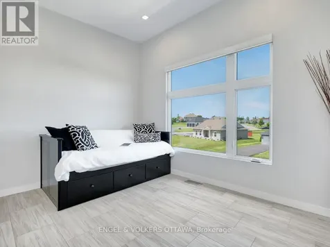 46 Forest Hill Road South Stormont ON K0C 1P0