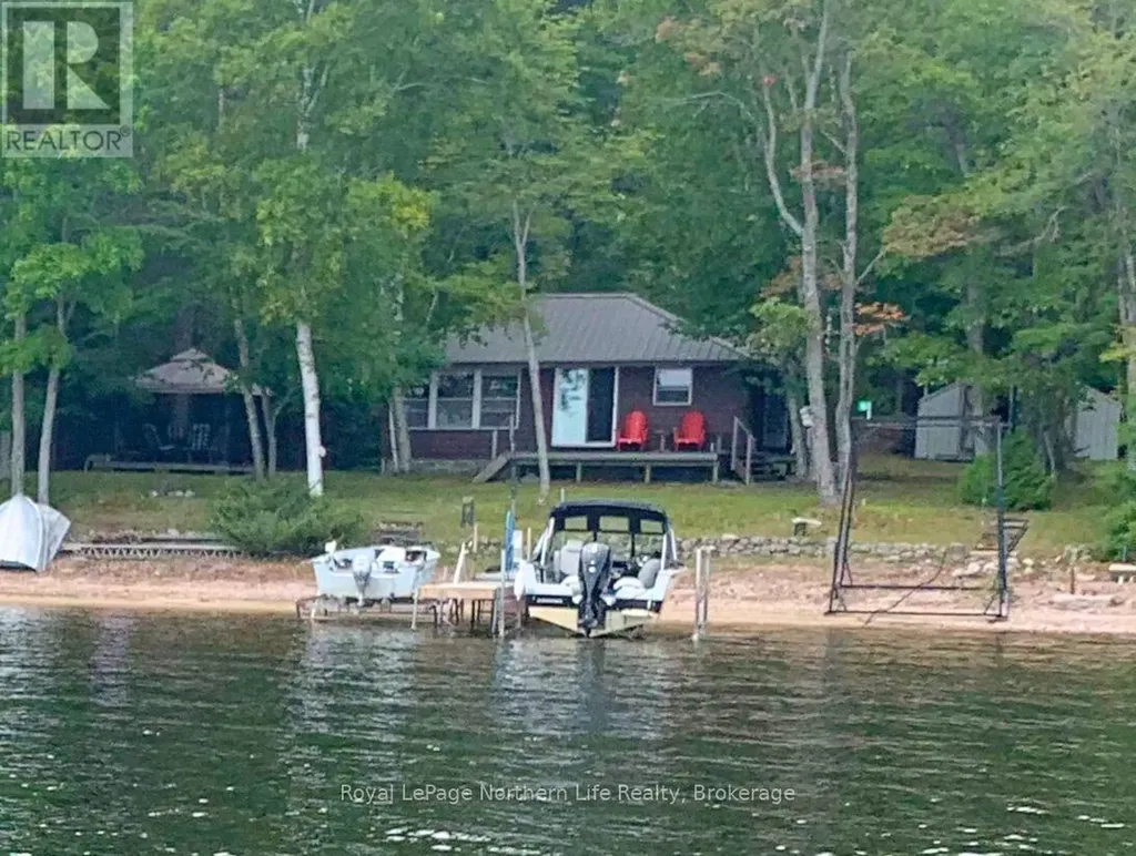 16 Muskie Bay Lake Nipissing Nipissing ON P0H 1W0