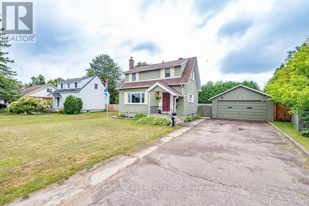 25 Laurentian Street Deep River ON K0J 1P0