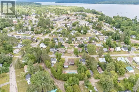 25 Laurentian Street Deep River ON K0J 1P0