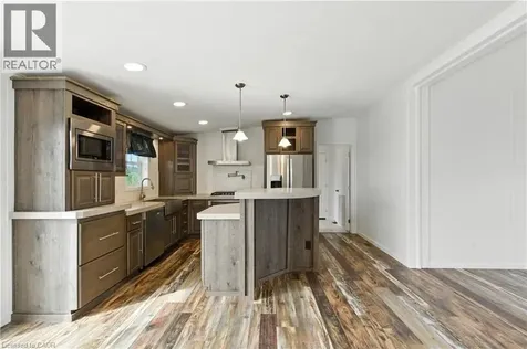 45 Riverbend Crescent Nanticoke ON N0A 1L0