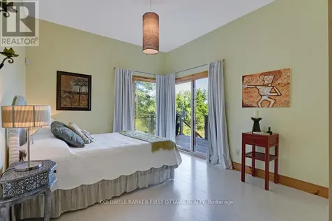 9868 County Road 42 Road Rideau Lakes ON K0G 1X0