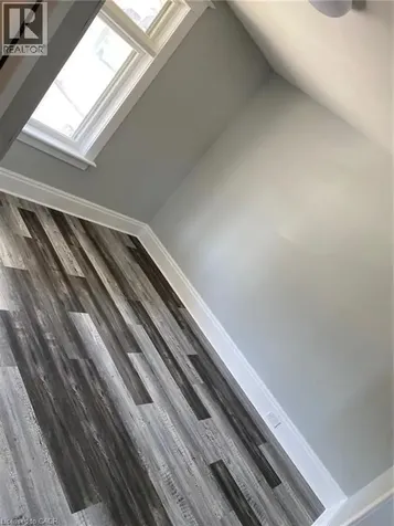 246 Madison Avenue South Kitchener ON N2M 3H4