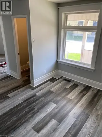 246 Madison Avenue South Kitchener ON N2M 3H4