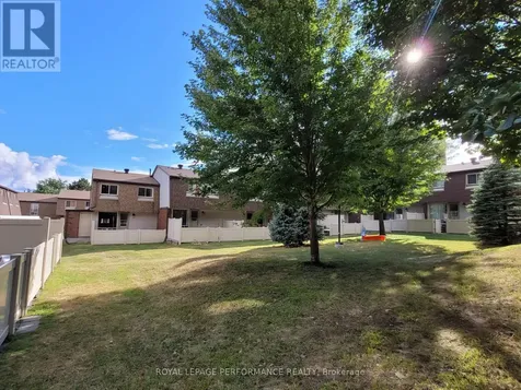 903J Elmsmere Road Ottawa ON K1J 8G4