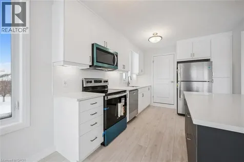 525 Erinbrook Drive Kitchener ON N2E 0L4