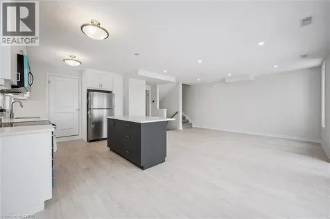 525 Erinbrook Drive Kitchener ON N2E 0L4