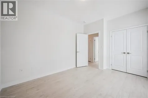 525 Erinbrook Drive Kitchener ON N2E 0L4