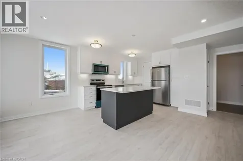 525 Erinbrook Drive Kitchener ON N2E 0L4
