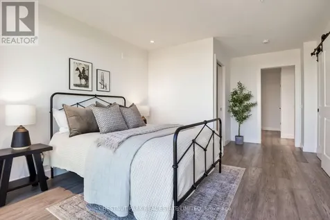 15 Glebe Street Cambridge ON N1S 0C3