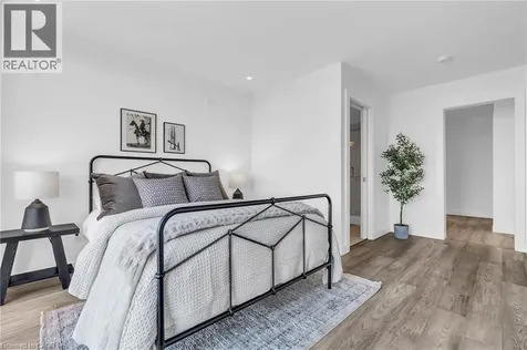 15 Glebe Street Cambridge ON N1S 0C3