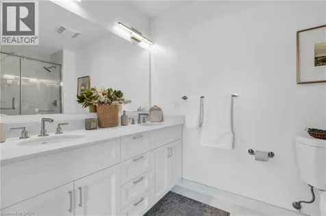 15 Glebe Street Cambridge ON N1S 0C3