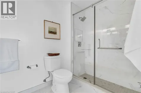 15 Glebe Street Cambridge ON N1S 0C3