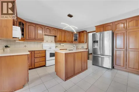 188 Fisherville Road Selkirk ON N0A 1P0