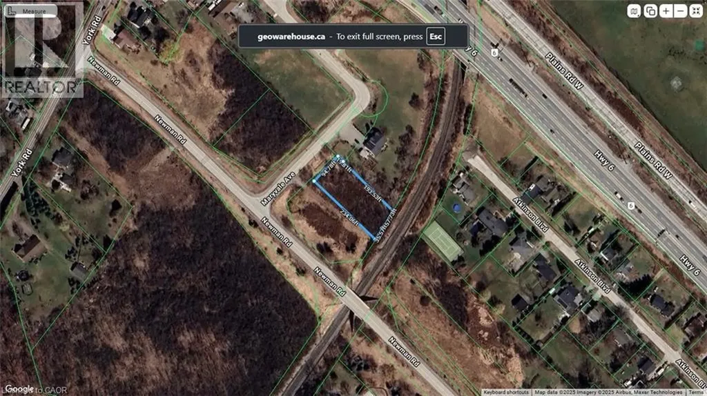 36 Maryvale Avenue Hamilton ON L9H 7P1