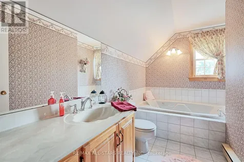 275 Webb Road Uxbridge ON L9P 0G4