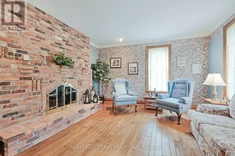 275 Webb Road Uxbridge ON L9P 0G4