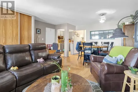 27 King Street East Brockville ON K6V 1A7