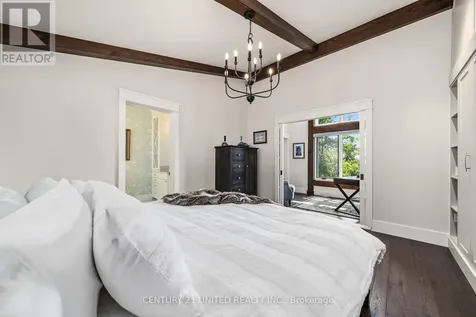 72 Darling Drive Selwyn ON K0L 2W0