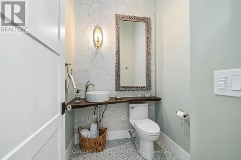 72 Darling Drive Selwyn ON K0L 2W0