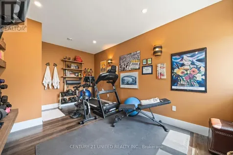 72 Darling Drive Selwyn ON K0L 2W0