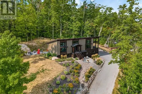 72 Darling Drive Selwyn ON K0L 2W0