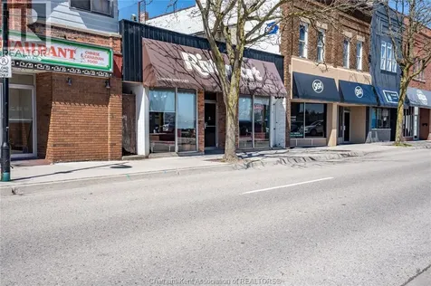 524 James Street Wallaceburg ON N8A 2N9