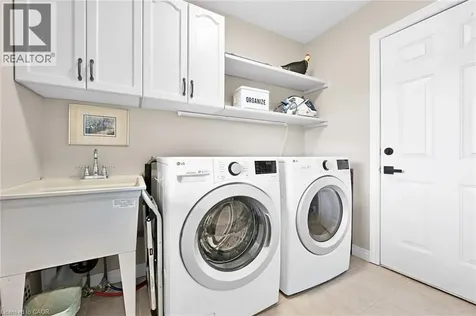 390 Mountain Road Grimsby ON L3M 4E7
